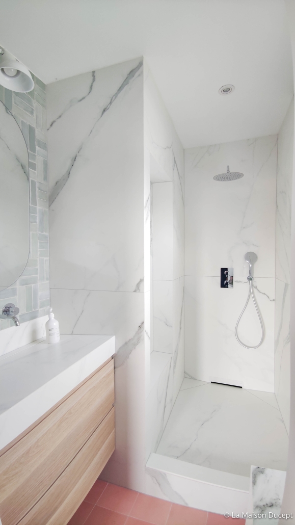 APRES Douche Architecte d'intérieur carreaux de ciment marbre encastré annemasse luberon Vaucluse Avignon gordes haute-savoie Vaucluse Apt Genève suisse haute-savoie décoration d'intérieur agencement aménagement d'intérieur cuisine rénovation papier-peint couleur déco peinture
